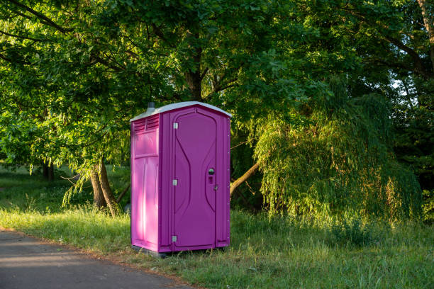 Porta potty delivery and setup in Desoto, TX